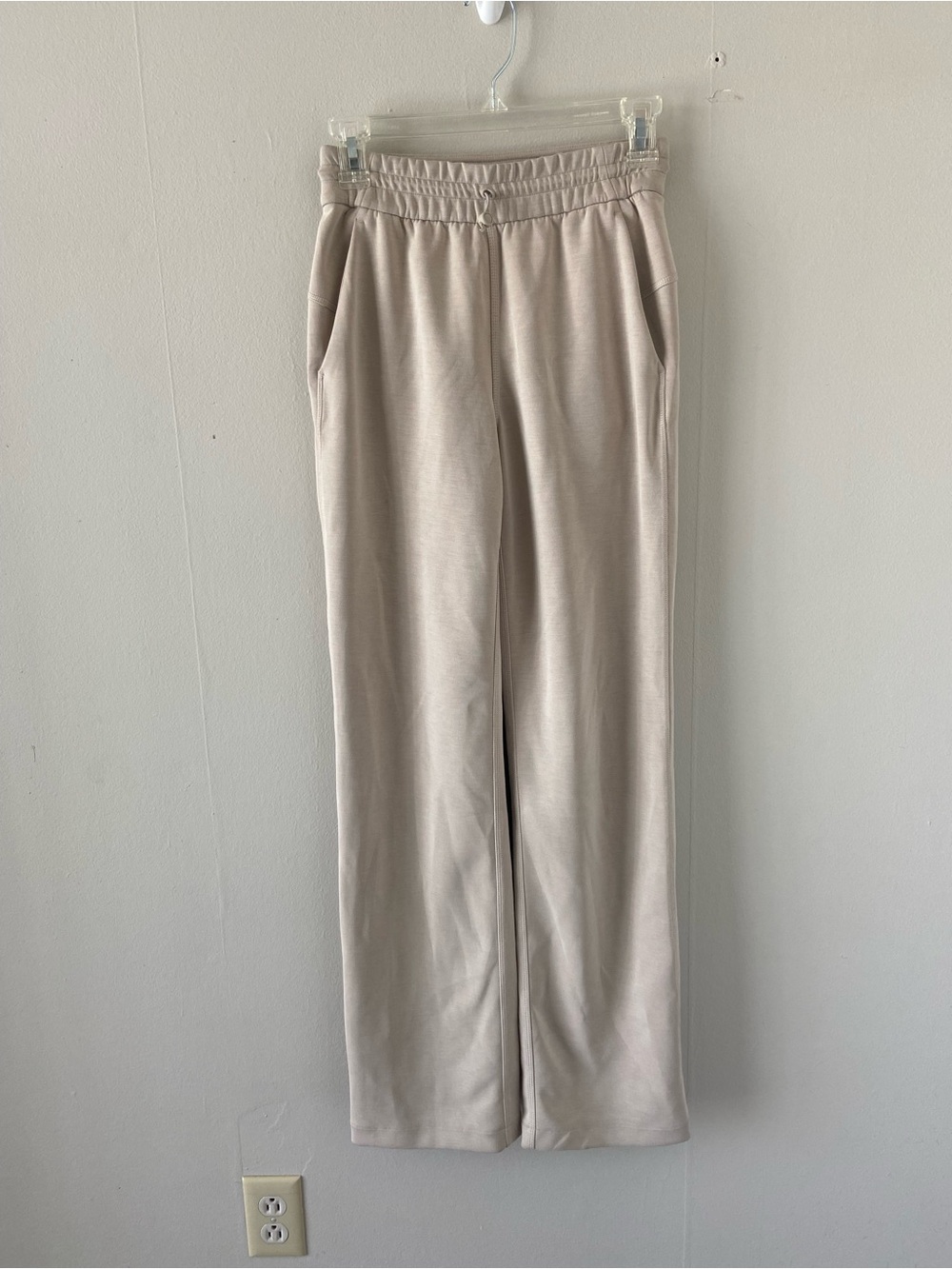 Lululemon Softstreme High-Rise Pant Regular Size 2 XS mojave tan (beige)